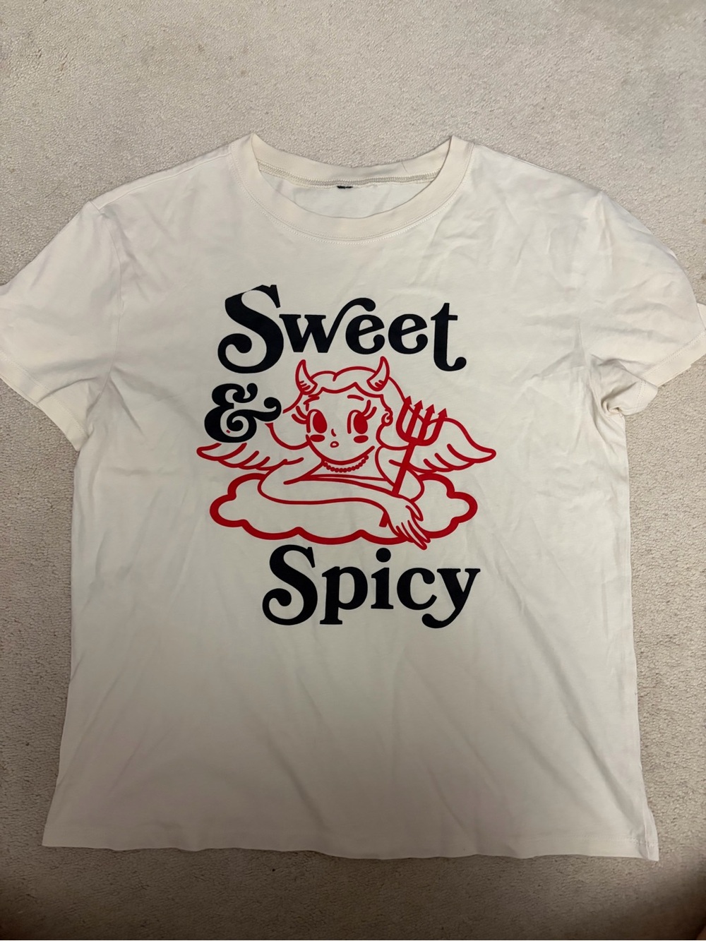 2 Pieces Graphic T-Shirts - Picture 4 of 6